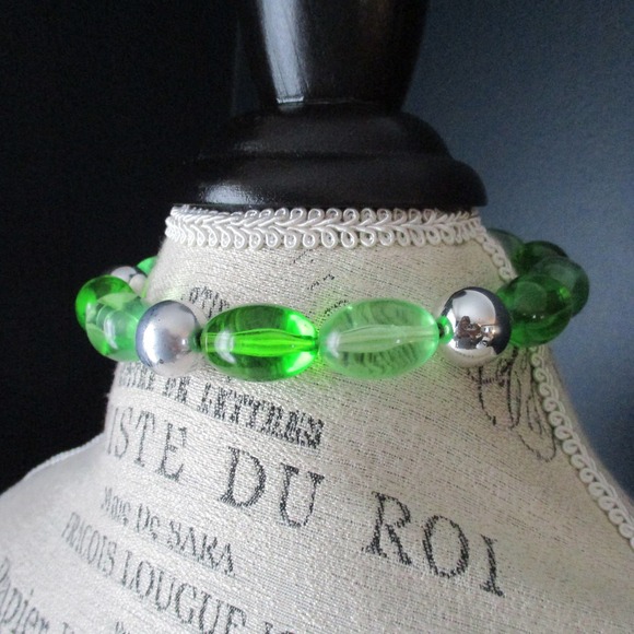 Vintage West Germany Lime Green and Silver Beaded Choker Necklace - Picture 10 of 10